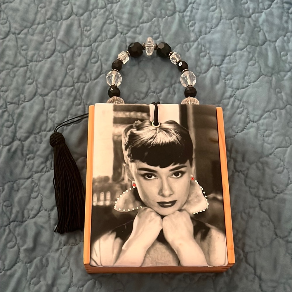 American Presidente Cigar Box Audrey Hepburn Handbag with Beaded Handle